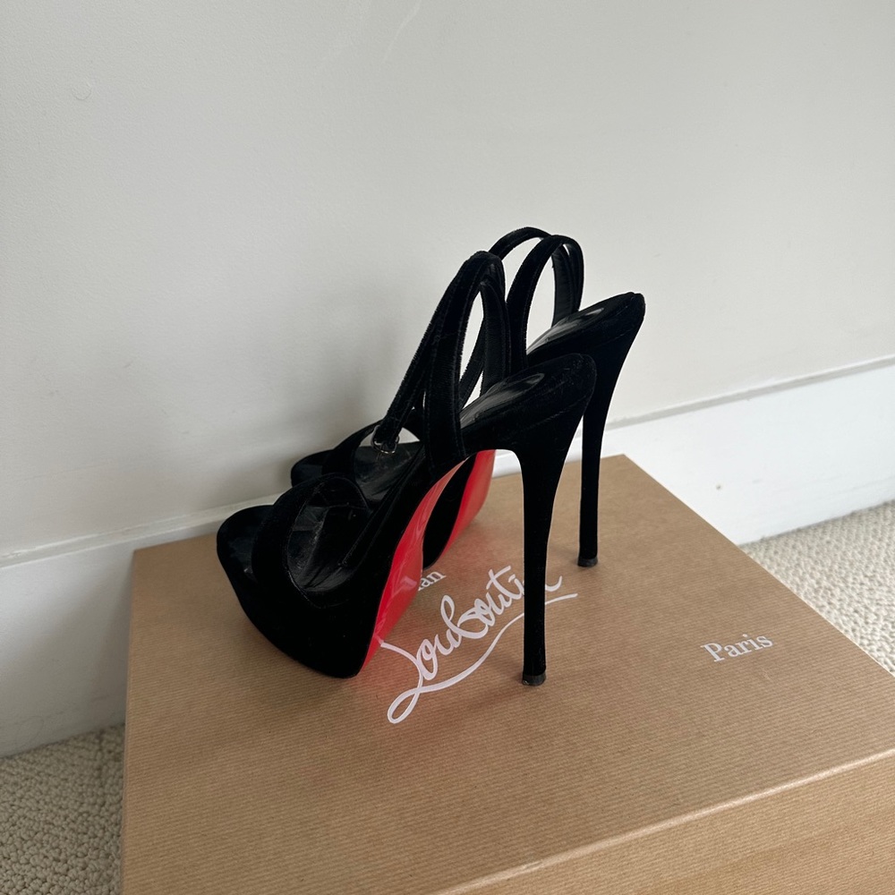 Christian Louboutin LOUBI QUEEN ALTA 150 VELVET